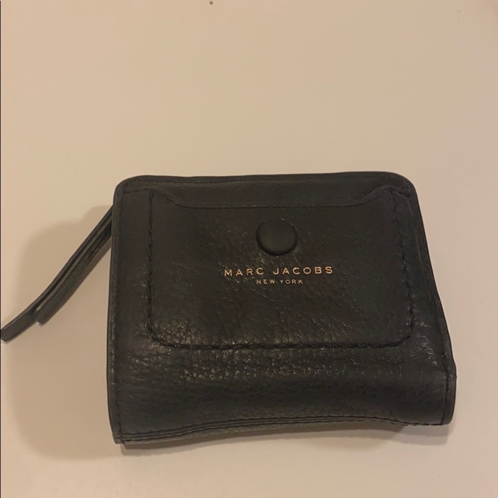 Marc Jacobs Empire City Black Leather Zip Wallet